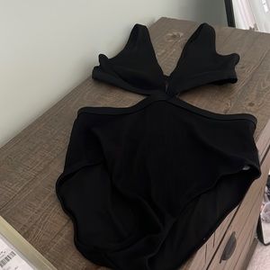Worn once. Black aerie swimsuit.